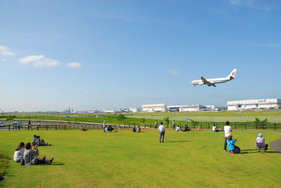 空港だけではもったいない！成田空港周辺で遊べるスポットをご紹介！飛行機を間近に見られるビューポイントから、ちょっとマニアックな資料館・注目の観光スポットまで