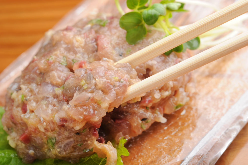 千葉の郷土料理「なめろう」とはどんな料理？レシピや由来、人気のお店もご紹介！