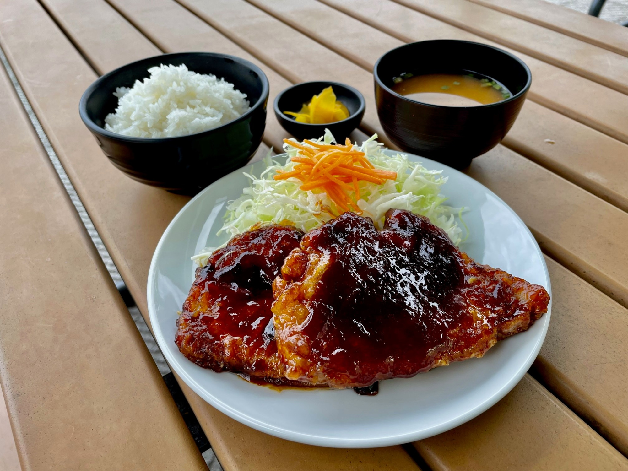 トンテキ定食