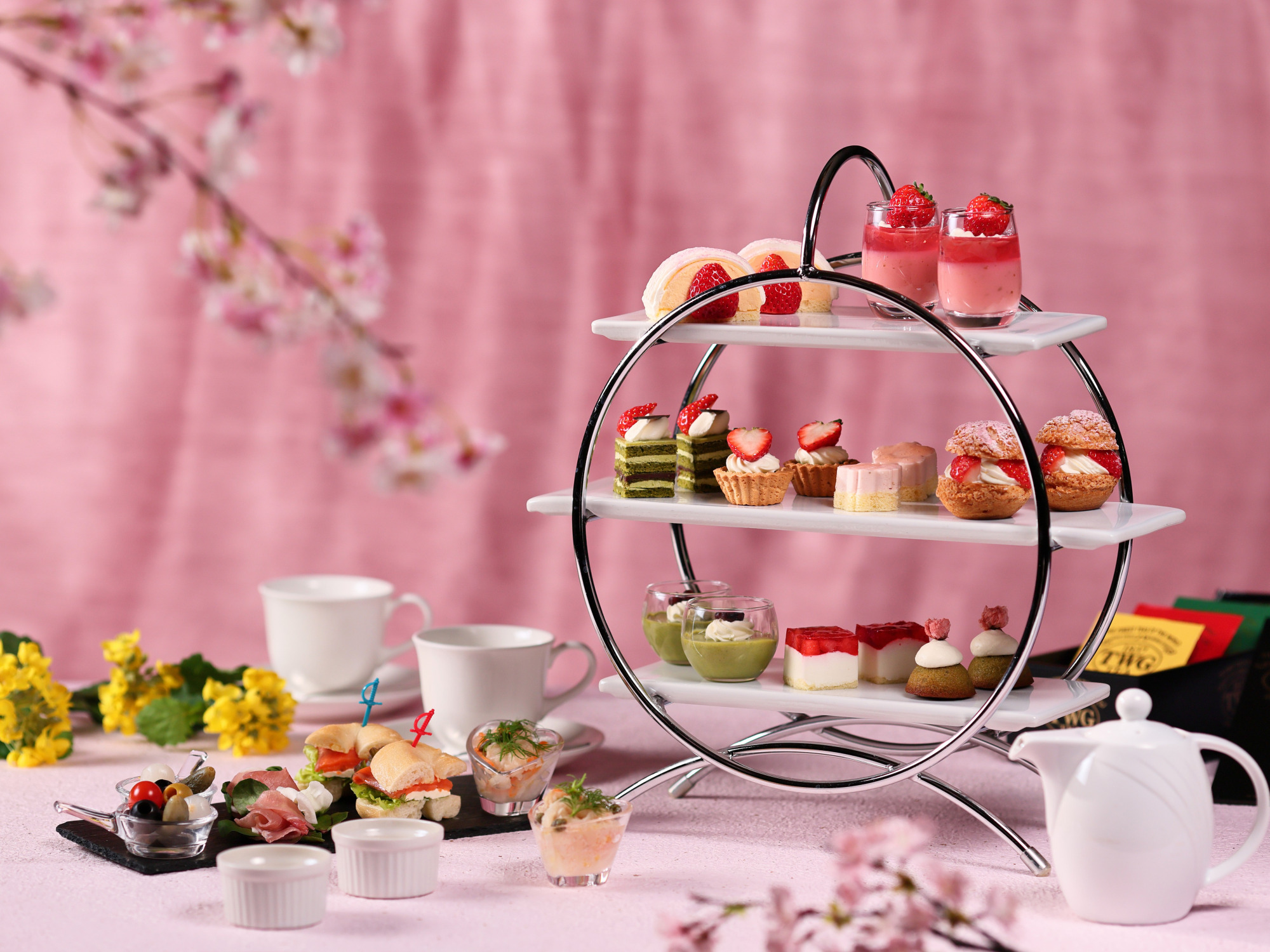 季節に合わせたアフターヌーンティーをご用意