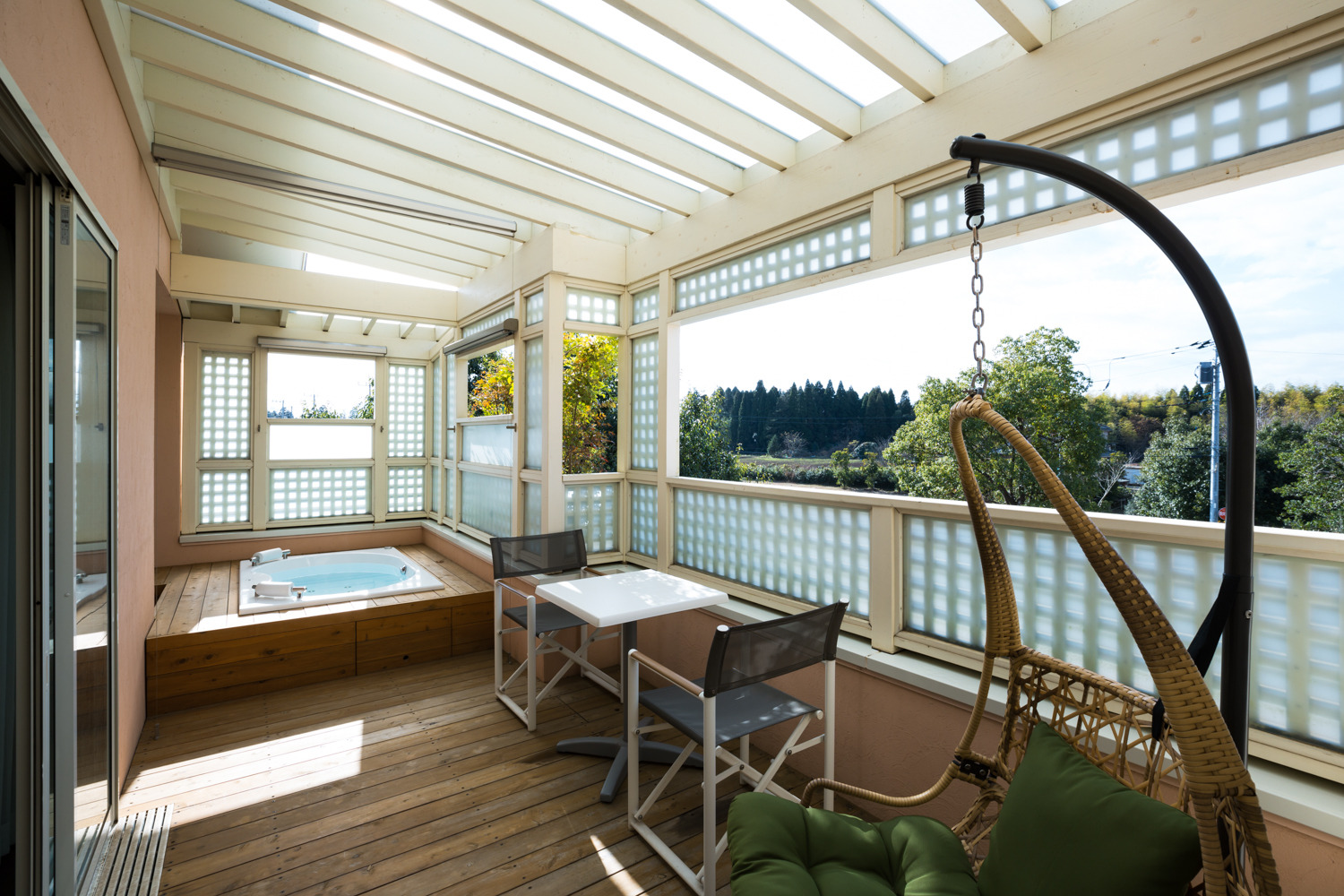 ウォーターフォール　ラグジュアリー ルーム