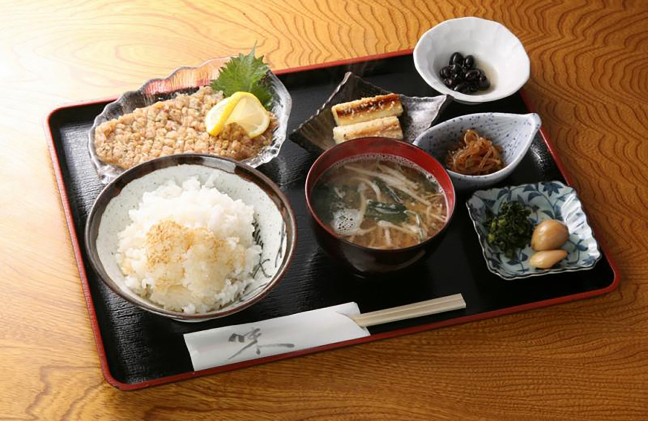 あじのなめろうをメインにしたご飯セット