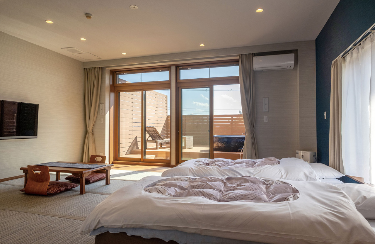 開放的な露天風呂付の客室もあります