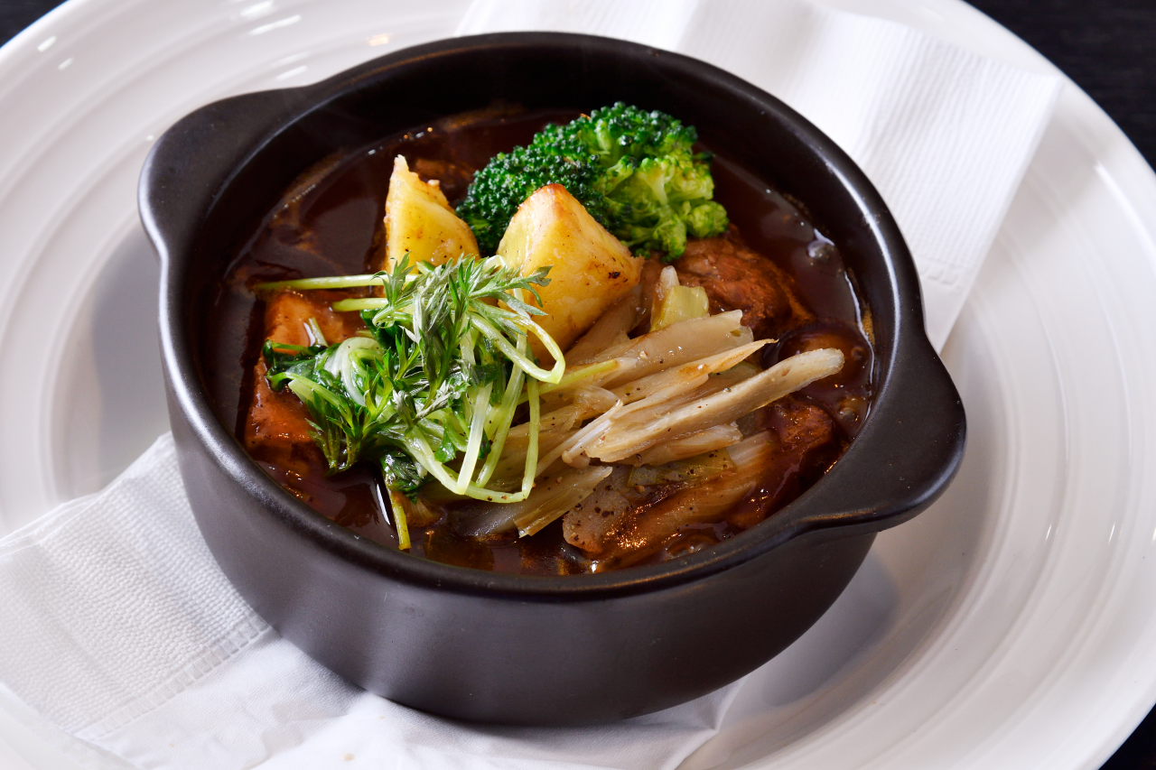 猪肉と豚肩ロースやわらか煮込み