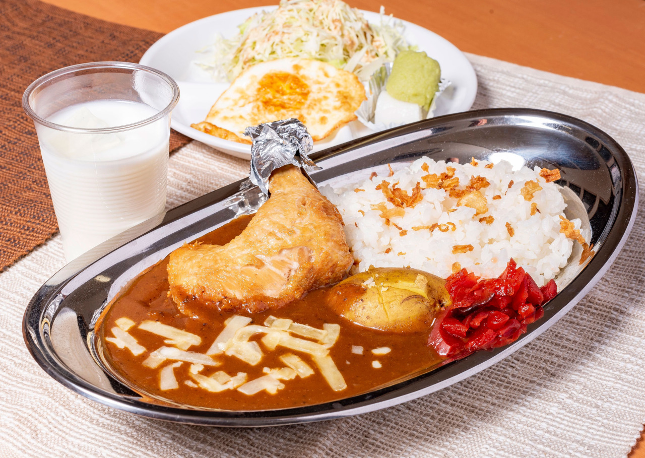 館山の自衛隊が監修した「たてやま海自カレー」