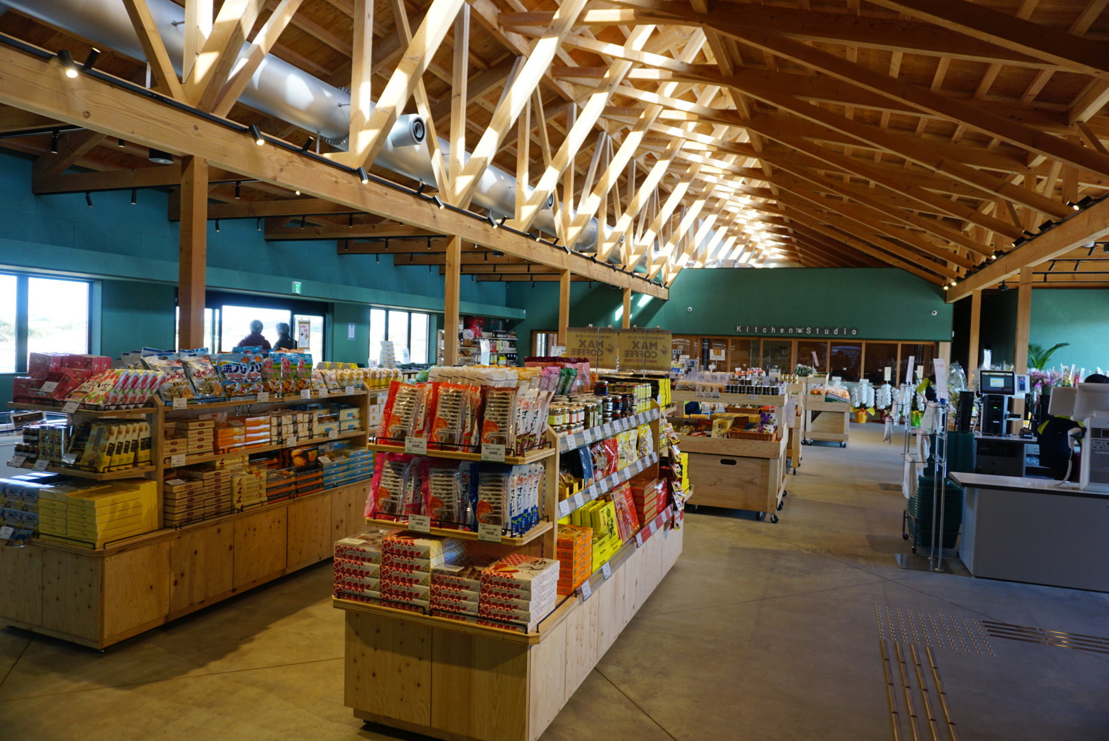 館山にきたらここも必見！道の駅 グリーンファーム館山