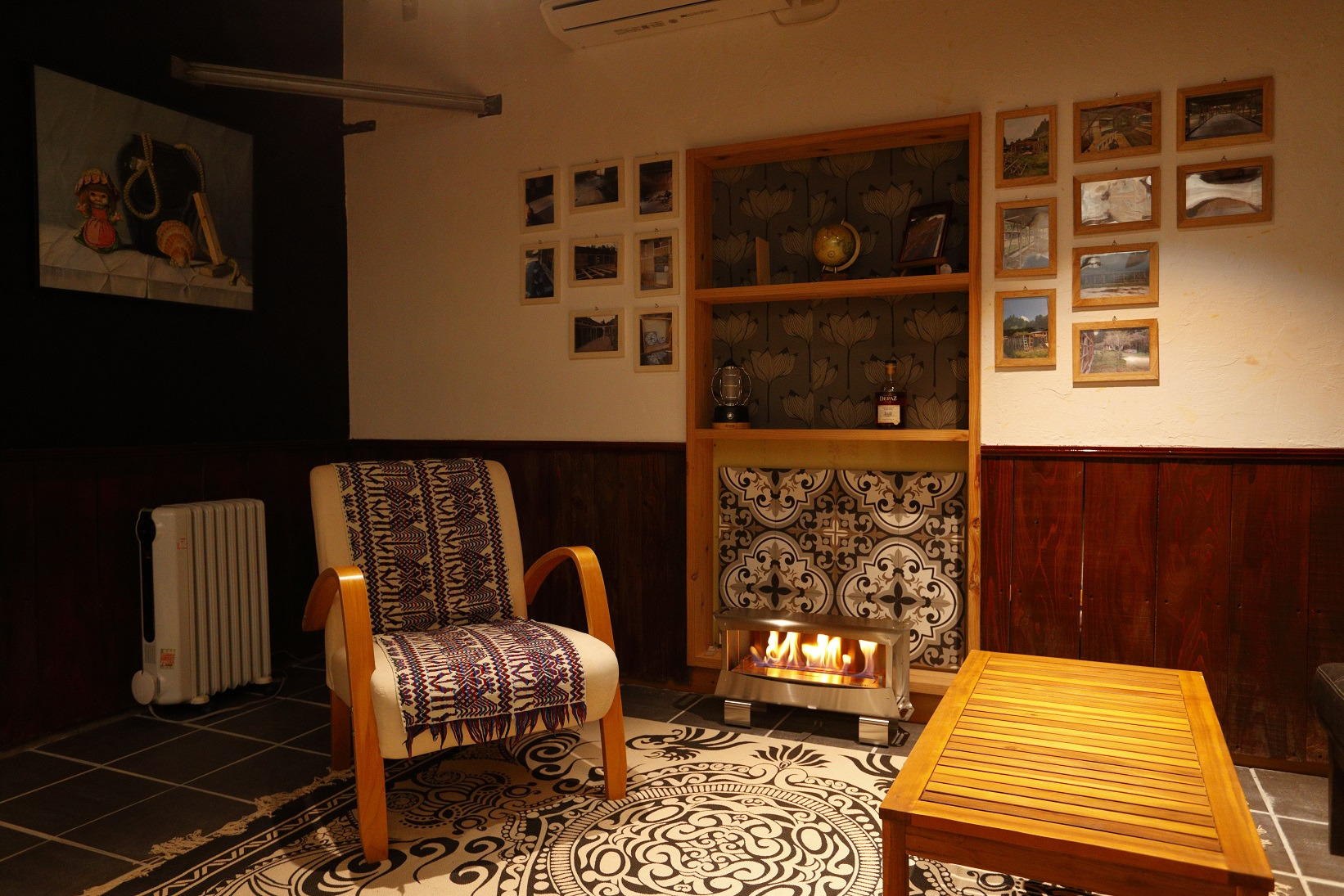 オーナーのDIYによるコテージ内観