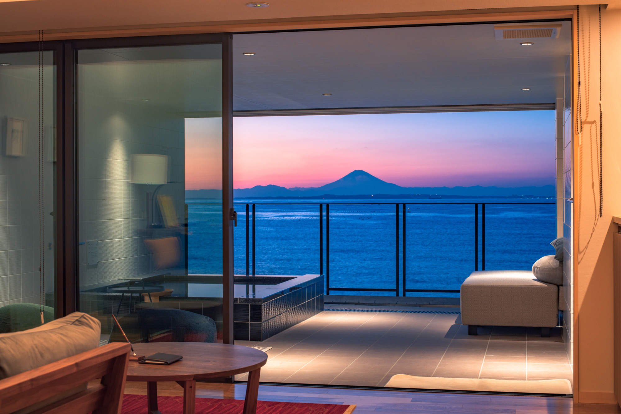 全室露天風呂付きのラグジュアリーな宿「さざね」