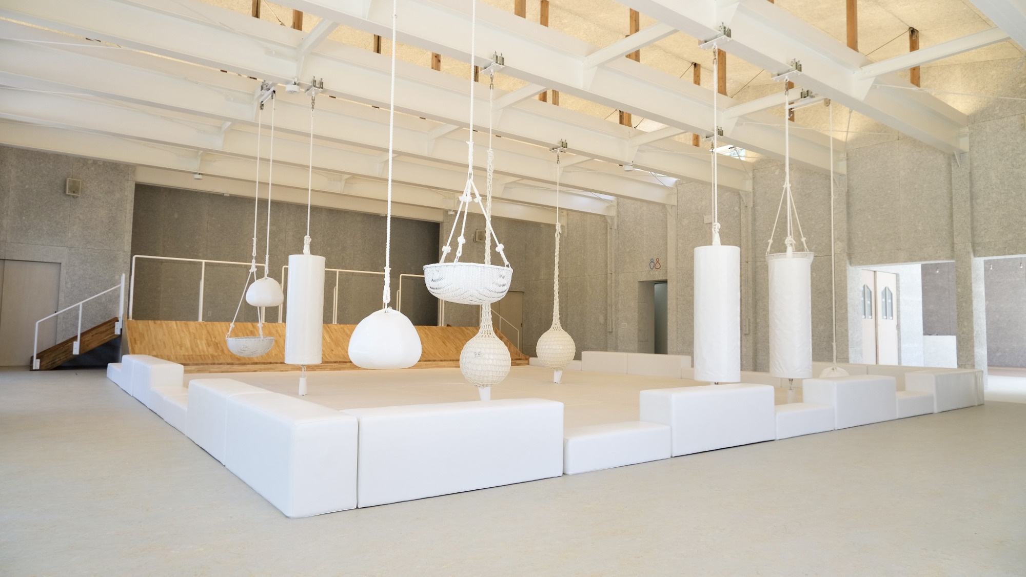 子育て世代にも嬉しい「道の駅保田小附属ようちえん」