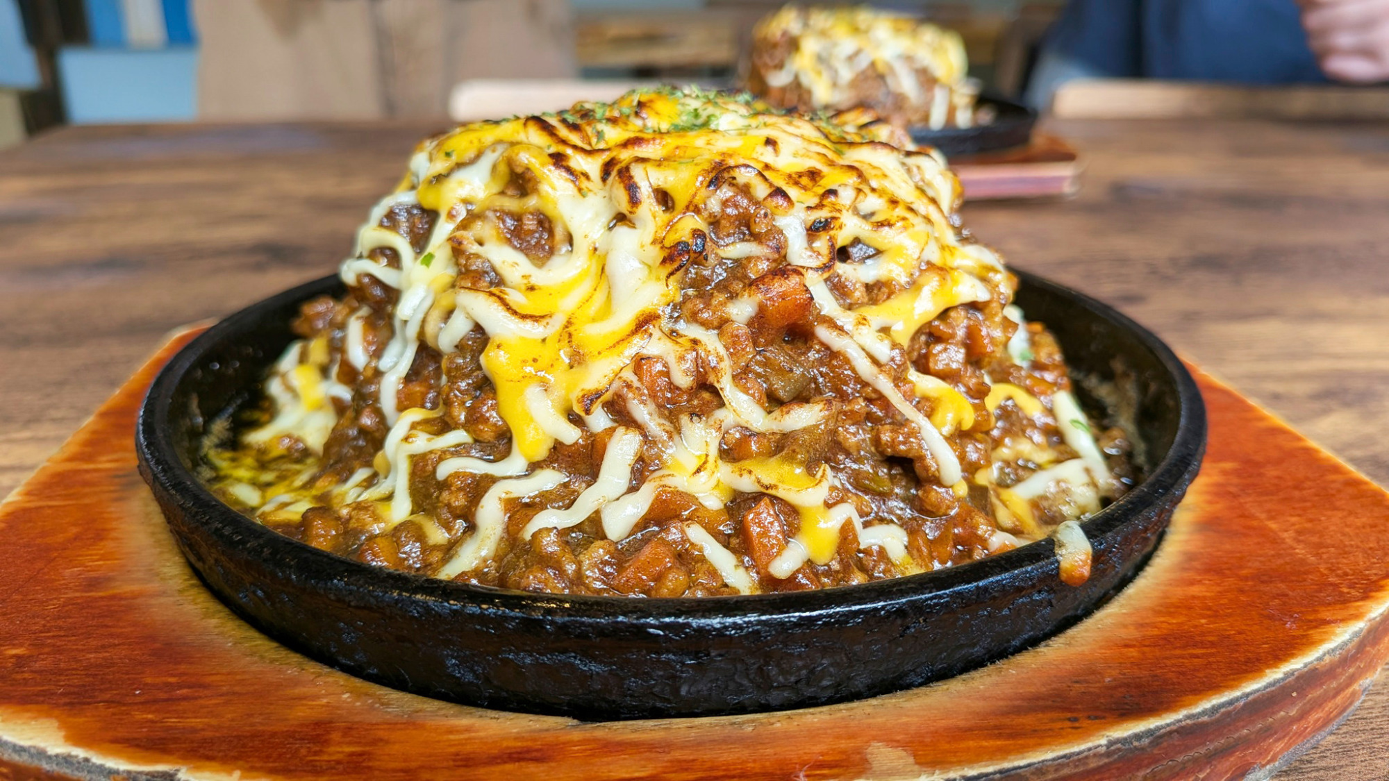 チーズたっぷりの「キーマカレー」