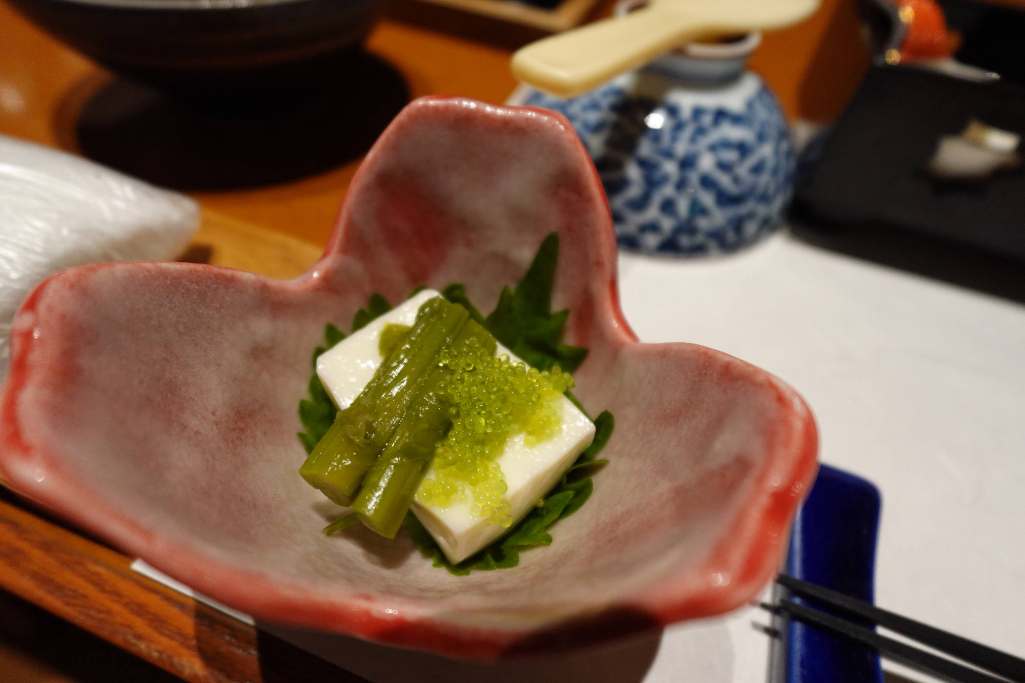 夕食の一例（内容は季節や宿泊プランにより異なります）