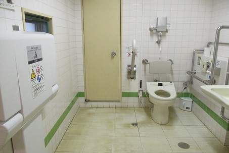 多目的トイレ1