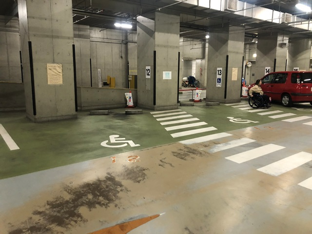 障害者用駐車場（優先駐車スペース）