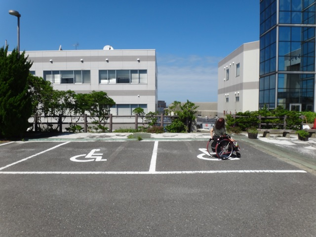 障害者用駐車場（優先駐車スペース）