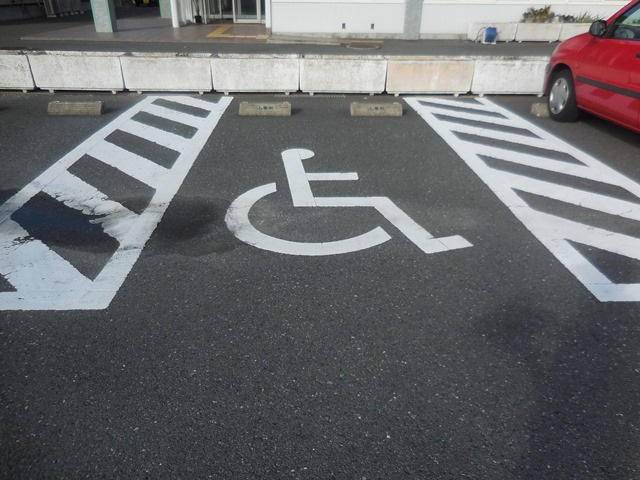 障害者用駐車場（優先駐車スペース）