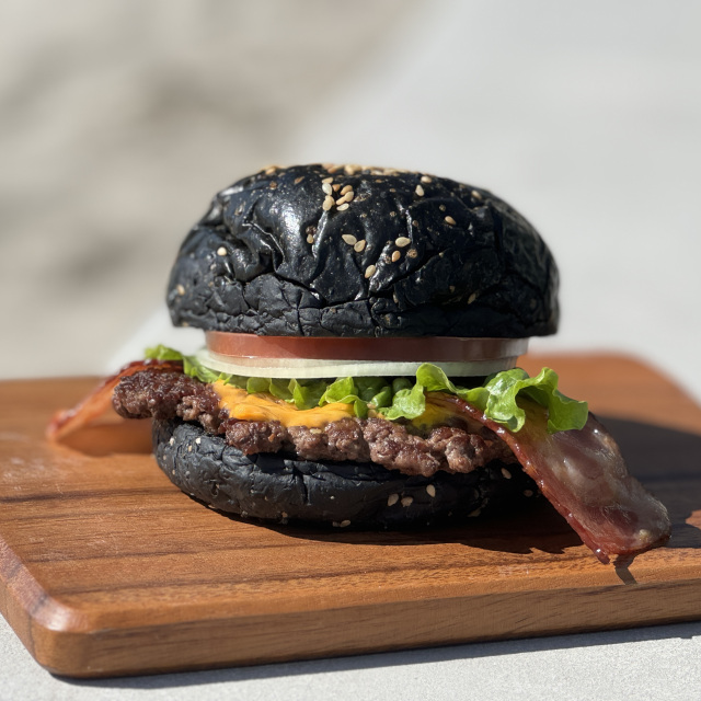 BELIVERINBURGER