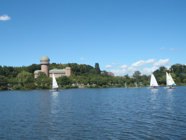 手賀沼親水広場・水の館