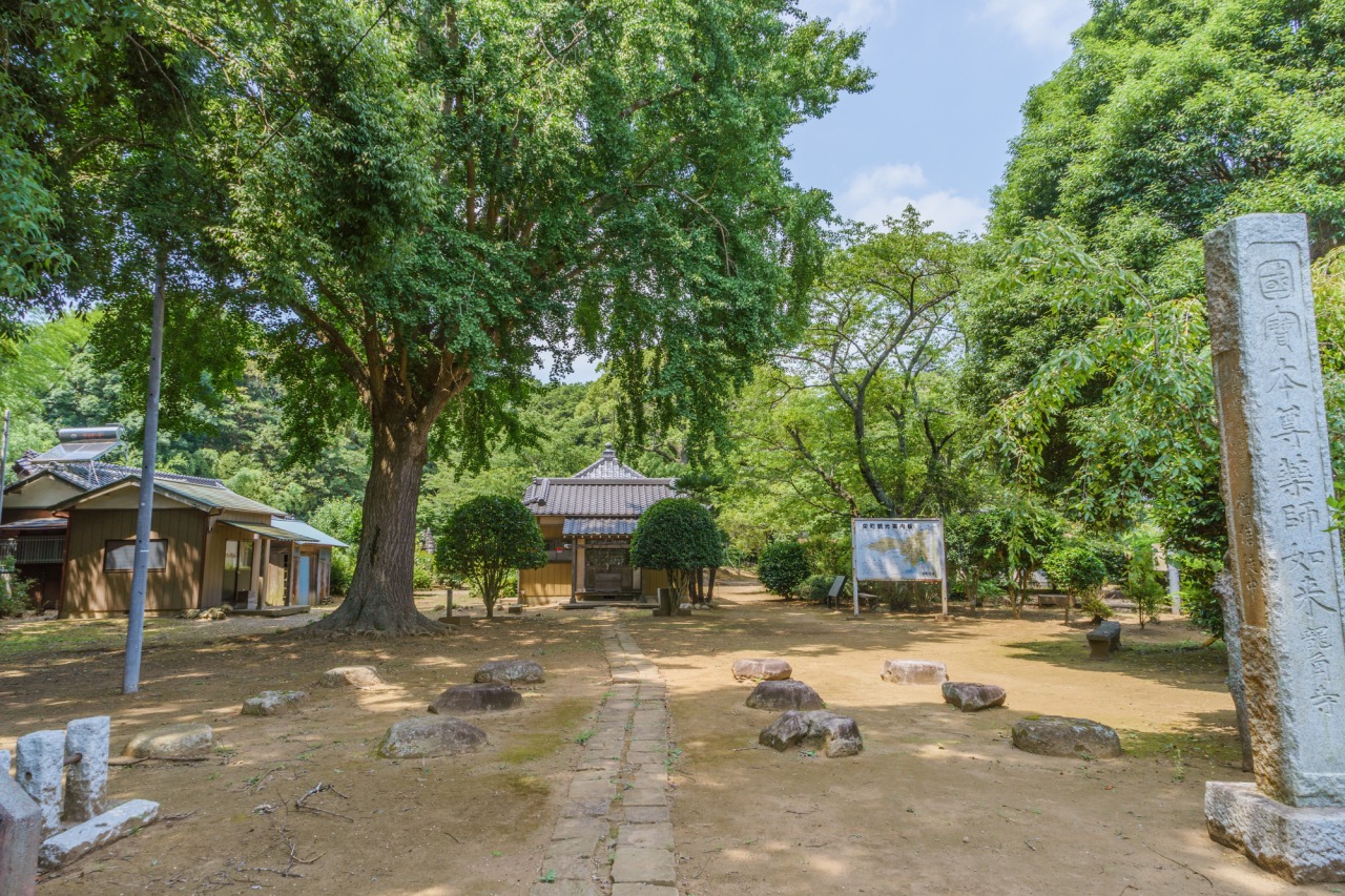龍角寺