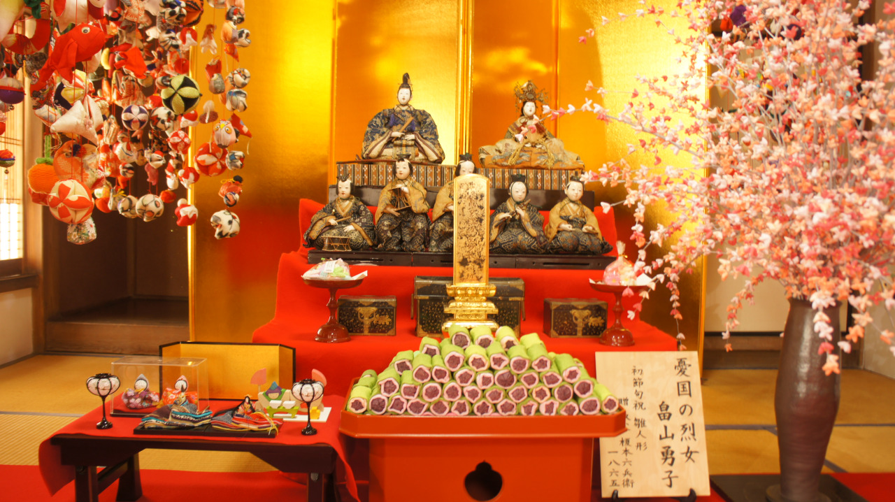 観音寺ひなまつり(遺愛の雛人形と手作りつるし雛)