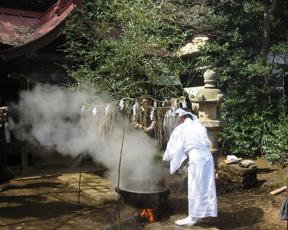 高松湯立て／富里鎮守香取神社