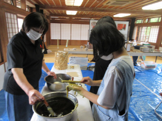 夏休み親子小さな和ろうそく作り教室