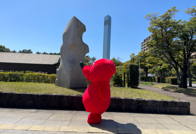 屋外, 歩道, 草, 消火栓 が含まれている画像

AI によって生成されたコンテンツは間違っている可能性があります。