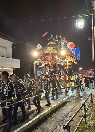 二区の屋台夜の姿　二区のお囃子は八街唯一の江戸囃子（佐倉囃子）系です