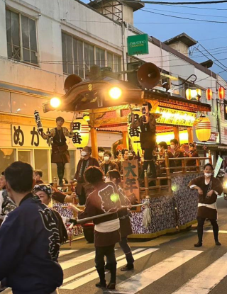 四区の山車　四区の山車は昭和62年に制作されました