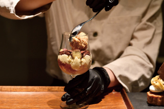 金蜜芋のお城パフェ