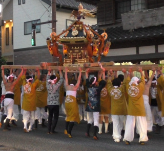 前夜祭お神輿