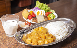 Photon325：野菜ゴロリの元気が出る館山こだわりカレー