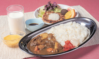 館山リゾートホテル：平砂浦おさかなバーグカレー