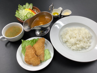 サンライズカレー勝浦寒マカジキフライ