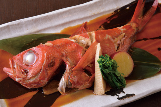 キンメダイの煮付 2,000円～。