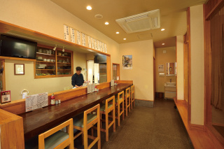 壁には、日替わりのおすすめメニューを紹介